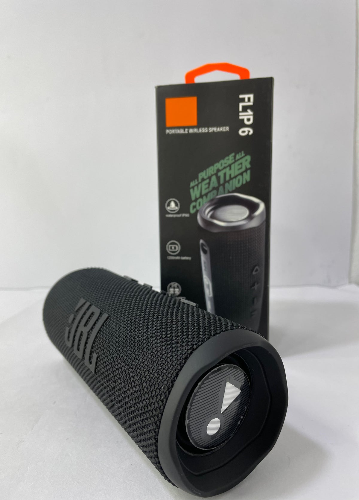 Parlante Bluetooth portátil resistente, 12 horas de batería