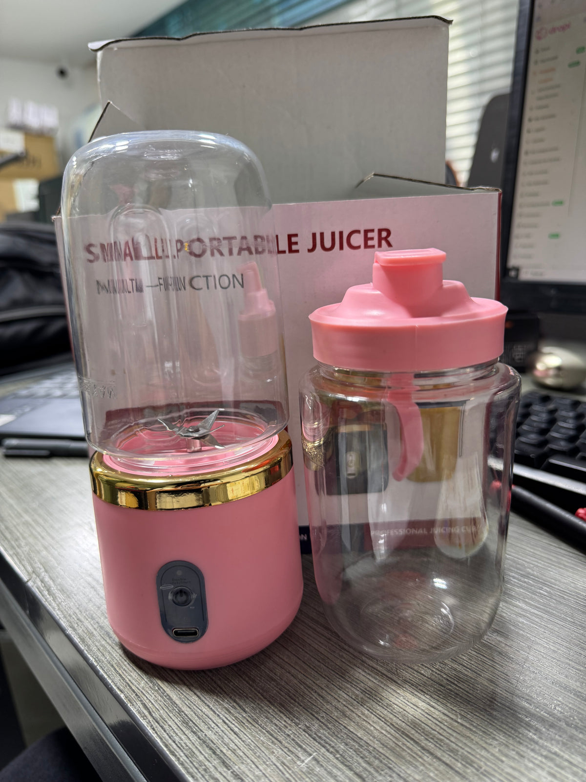 Licuadora portátil recargable de 300 ml